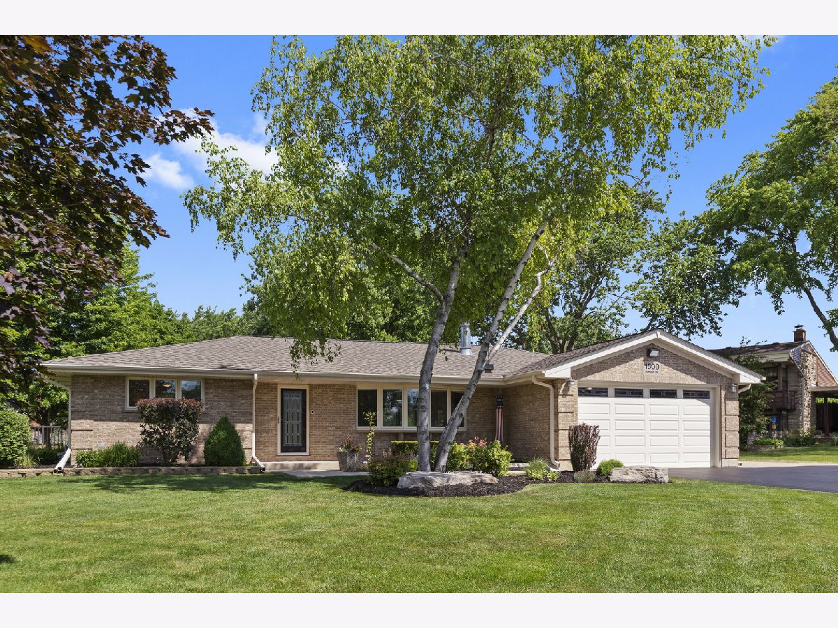 Homes Sold Sunset Hills Schaumburg Illinois, 1500 Mohawk