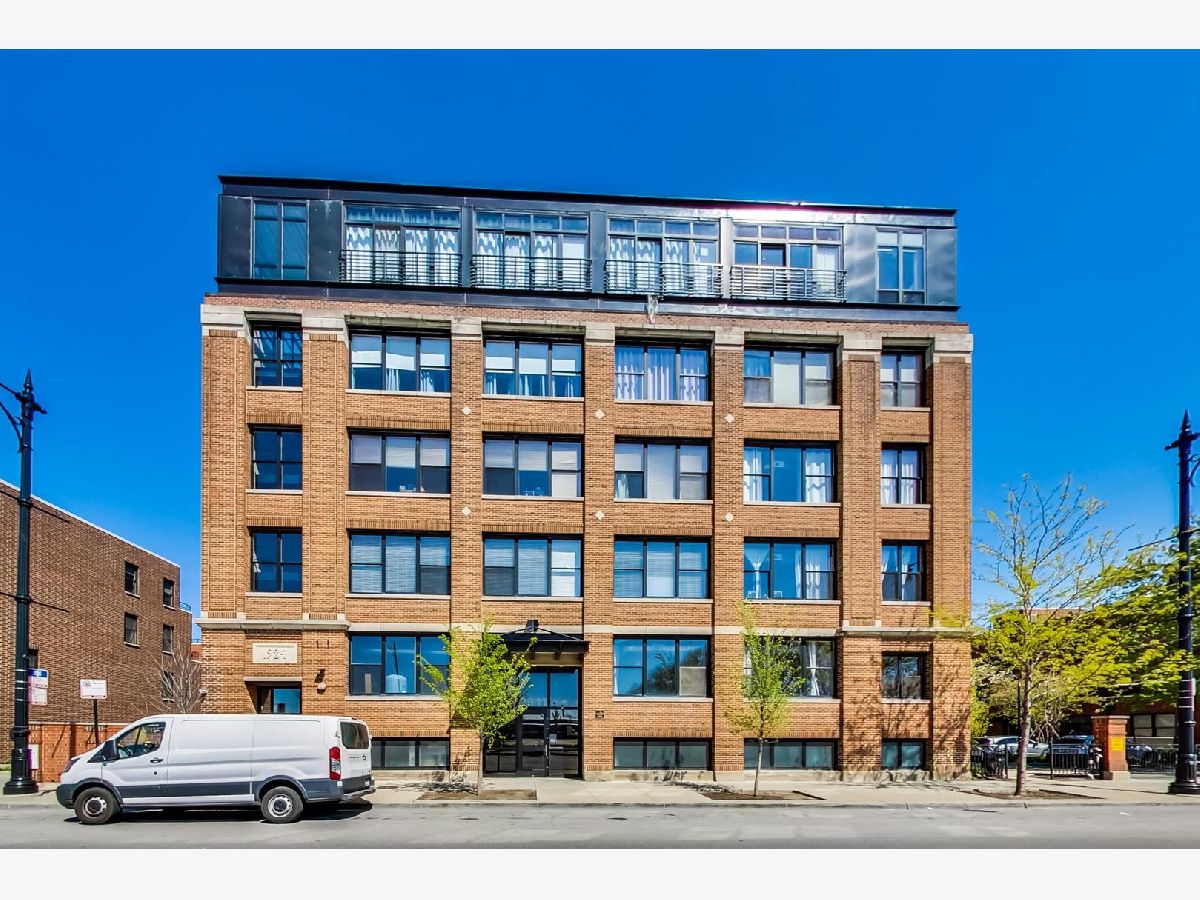 Townhomes & Condos Sold Riverwalk Townhomes Chicago Illinois, 2911 Western
