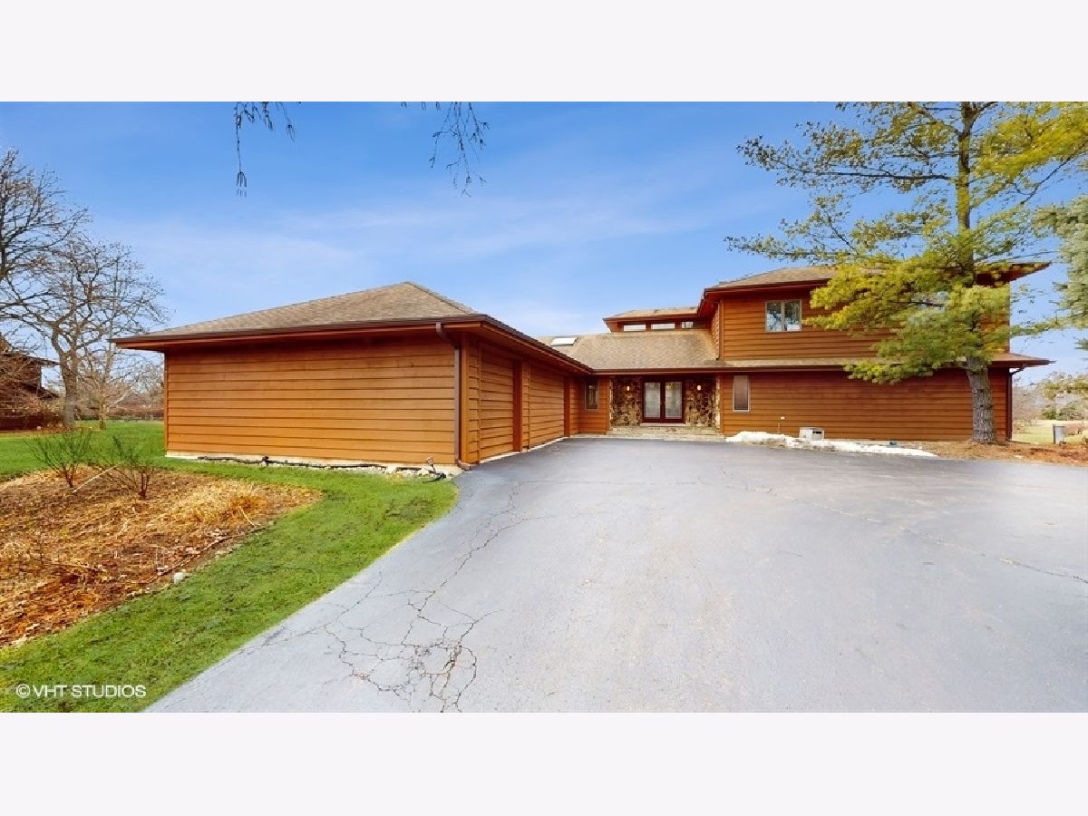 Homes Sold Hawthorn Knolls Hawthorn Woods Illinois, 18 Old Barn