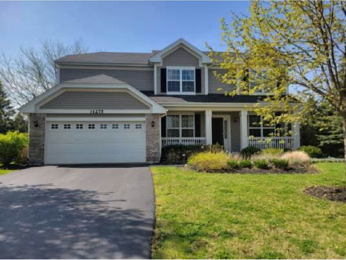 Homes & Townhomes & Condos Rented Covington Lakes Huntley Illinois, 11275 Balmoral