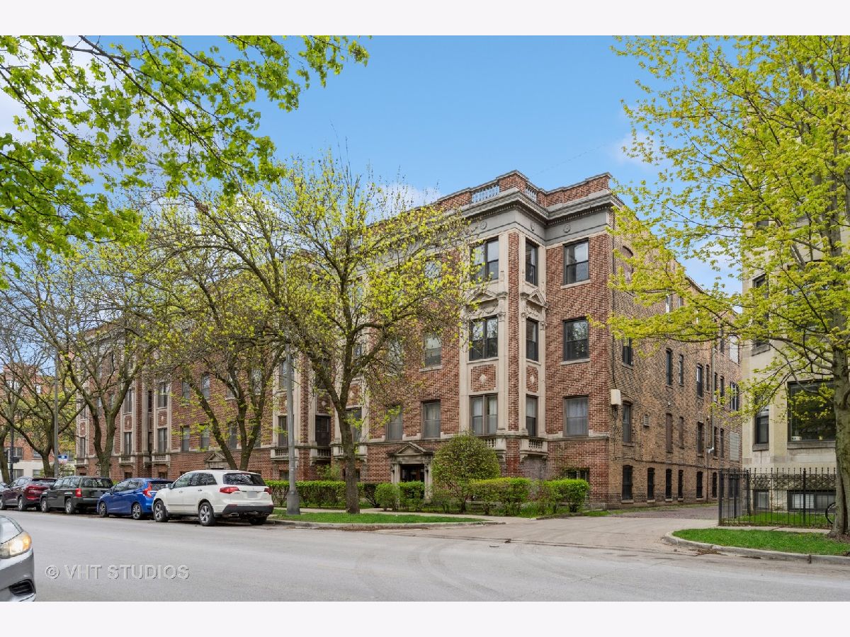 Condominiums & Homes Sold Hyde Park Manor Chicago Illinois, 1145 Hyde Park