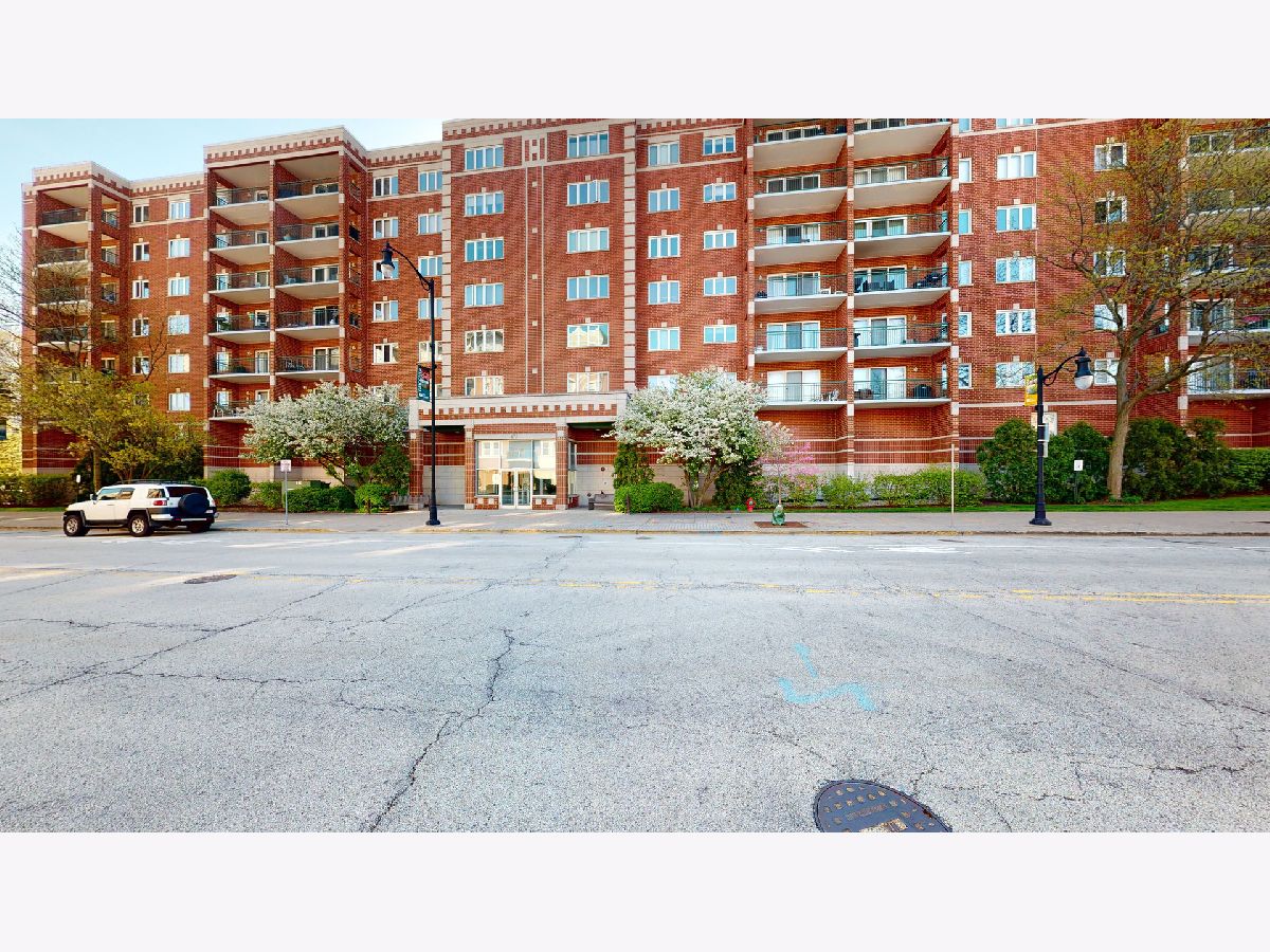 Condominiums Sold River Pointe Des Plaines Illinois, 675 Pearson