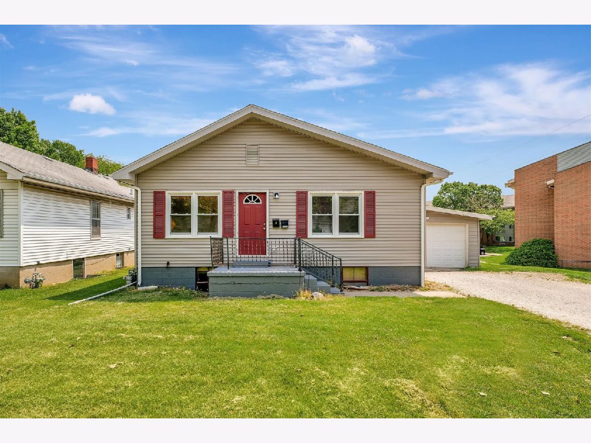 Homes Sold Amvets Homestead Urbana Illinois, 1506 Philo