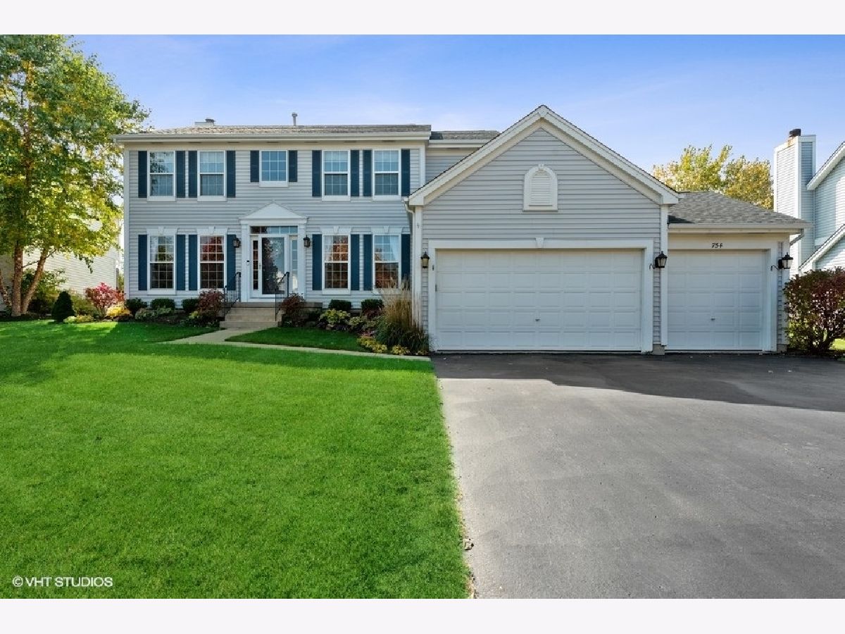 Homes Sold Riverwalk Port Barrington Illinois, 754 Brighton
