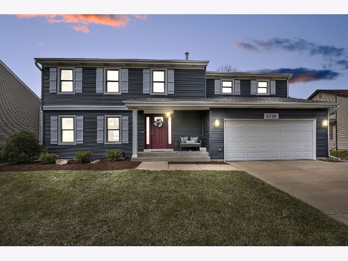 Homes Sold Estates Of Woodridge Woodridge Illinois, 6720 Greenleaf