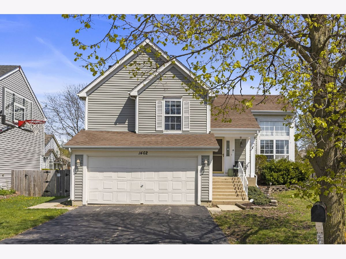 Homes & Townhomes & Condos Sold Fairfax Silvercrest Bartlett Illinois, 1462 Beaumont