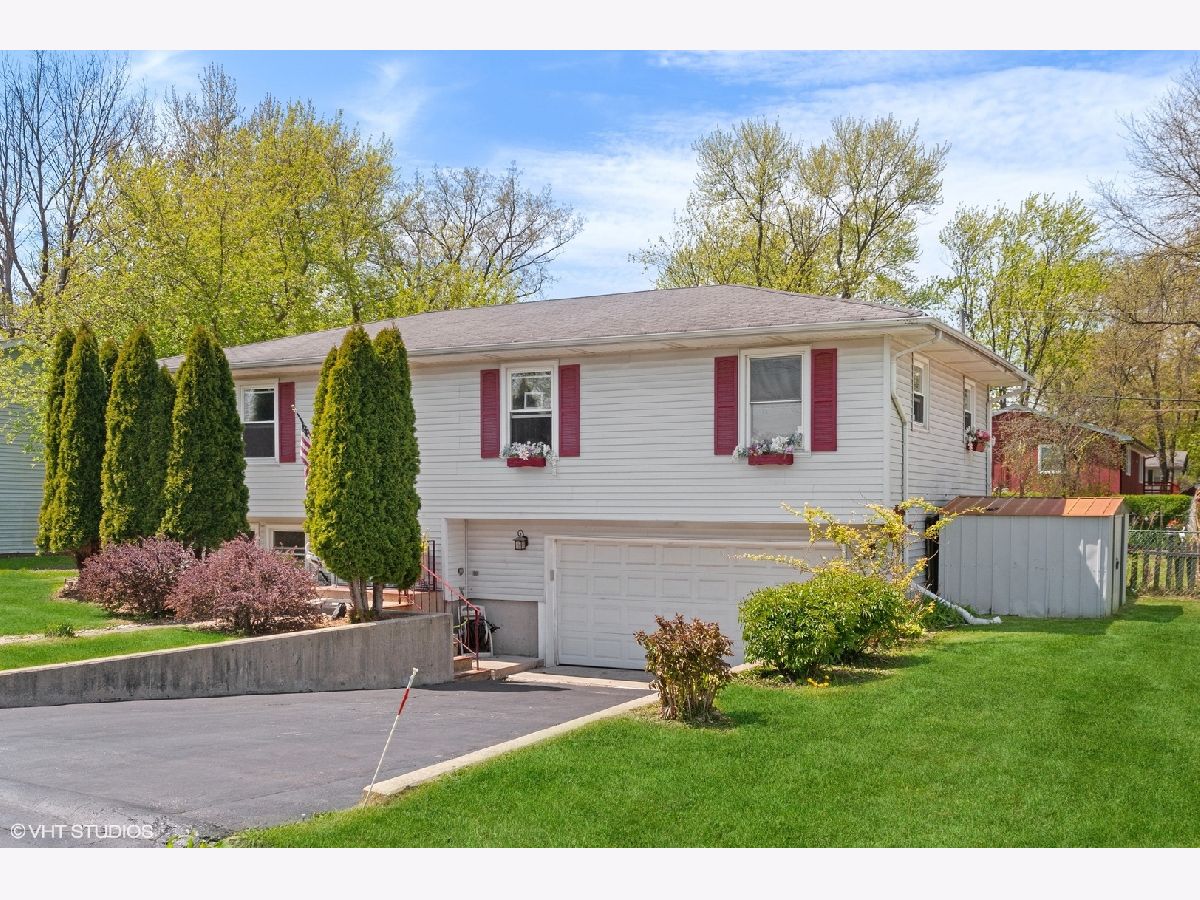 Homes Sold Horatio Gardens Prairie View Illinois, 20800 Raphael
