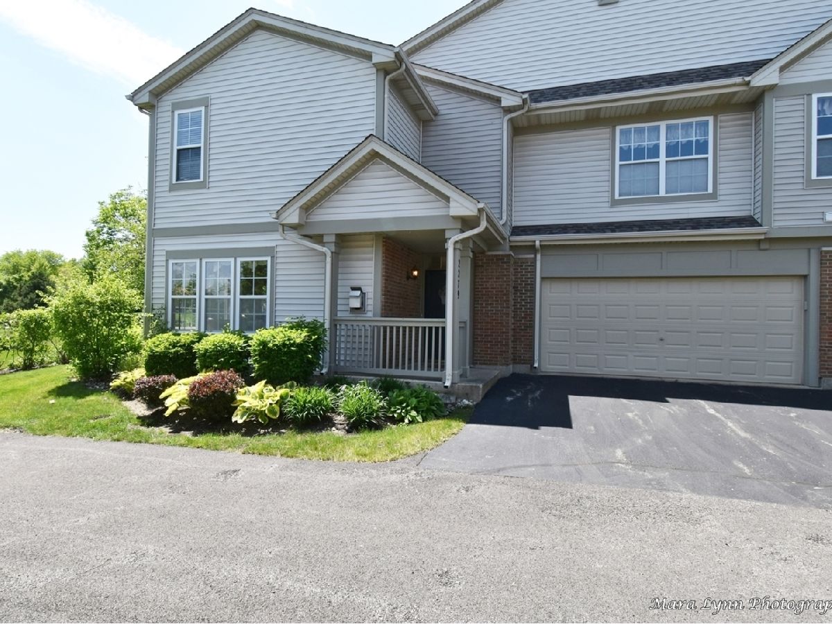 Townhomes & Condos & Homes Sold Greenwich Square Geneva Illinois, 2279 Vanderbilt