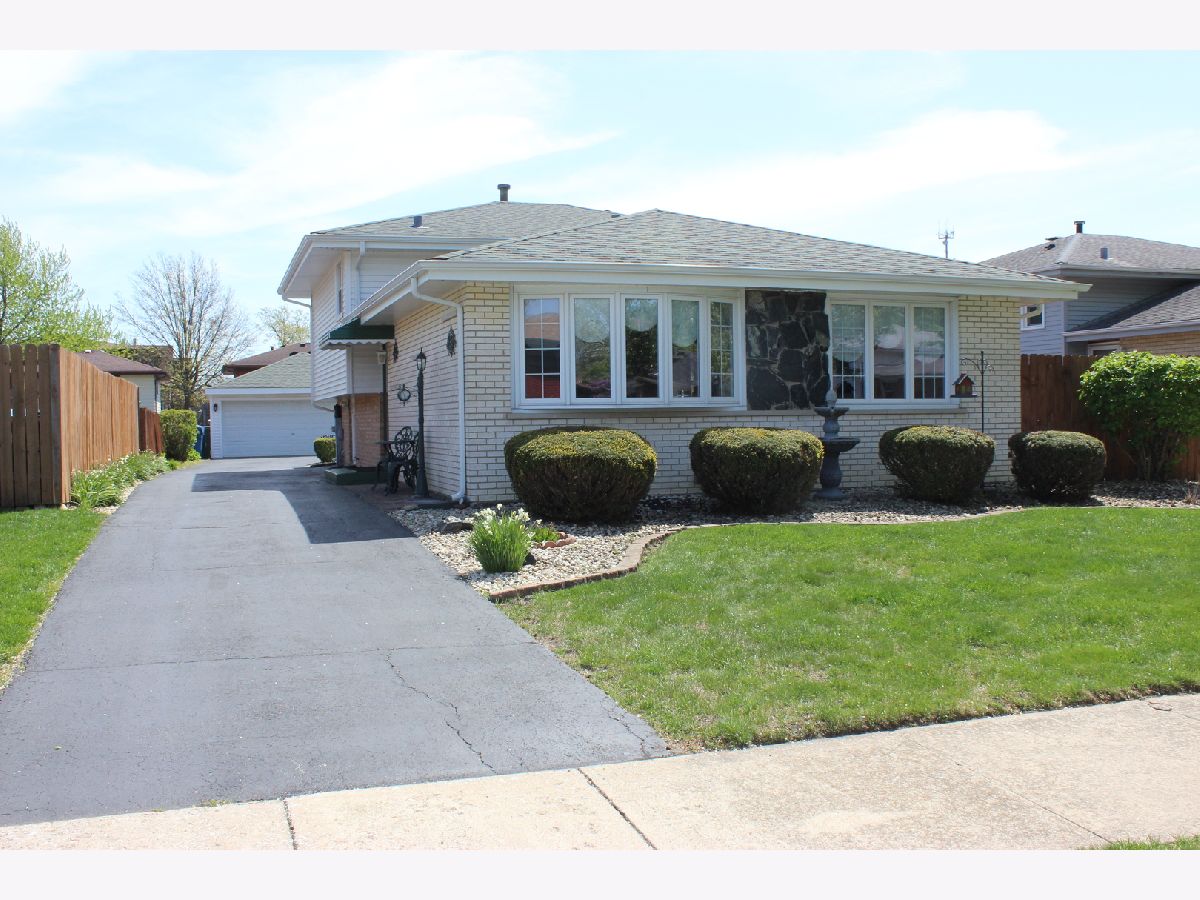 Homes Sold Crestview Gardens Crestwood Illinois, 13713 Crestview