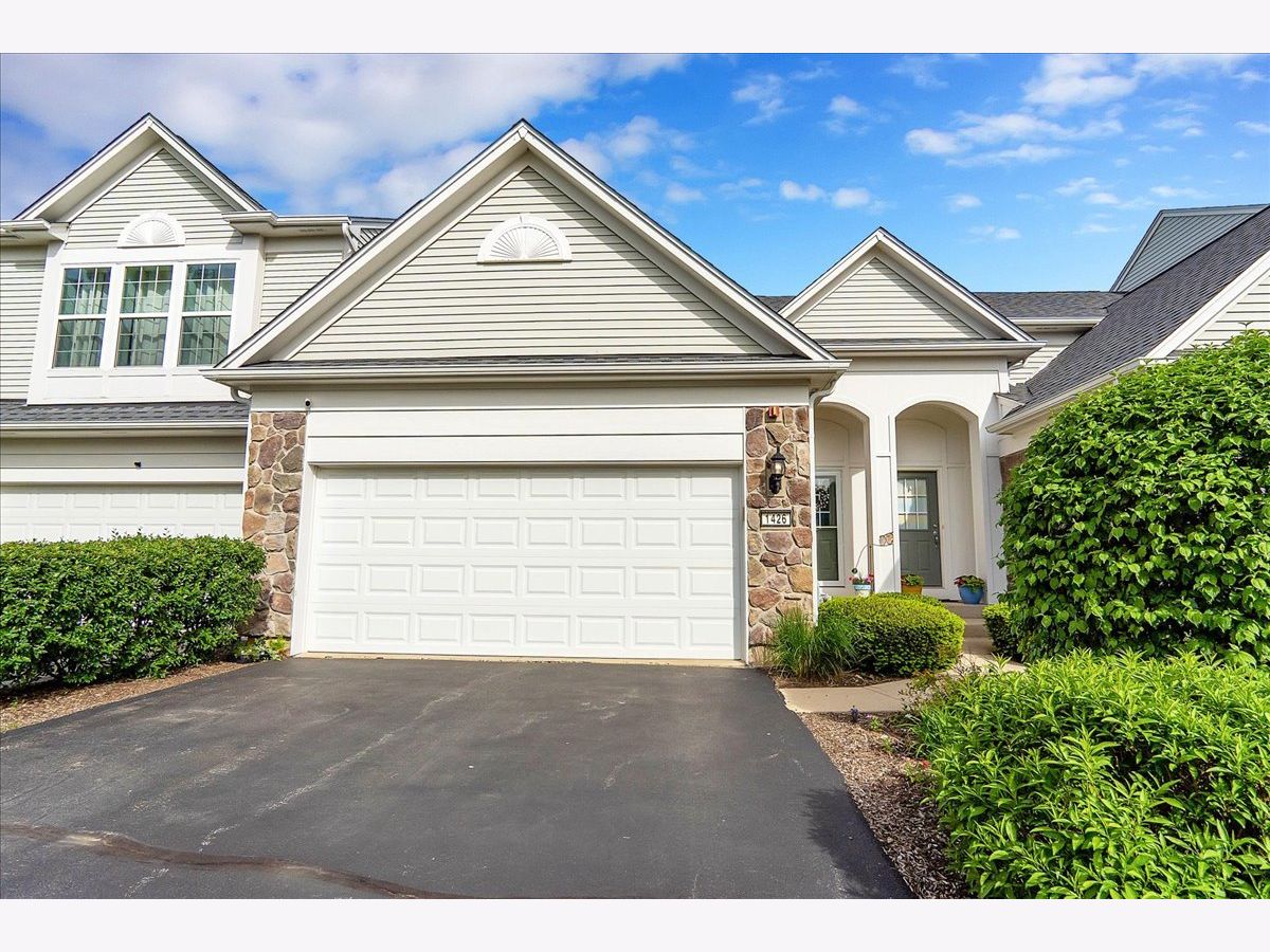 Condos & Townhomes Sold Autumn Creek Townes Yorkville Illinois, 1426 Crimson