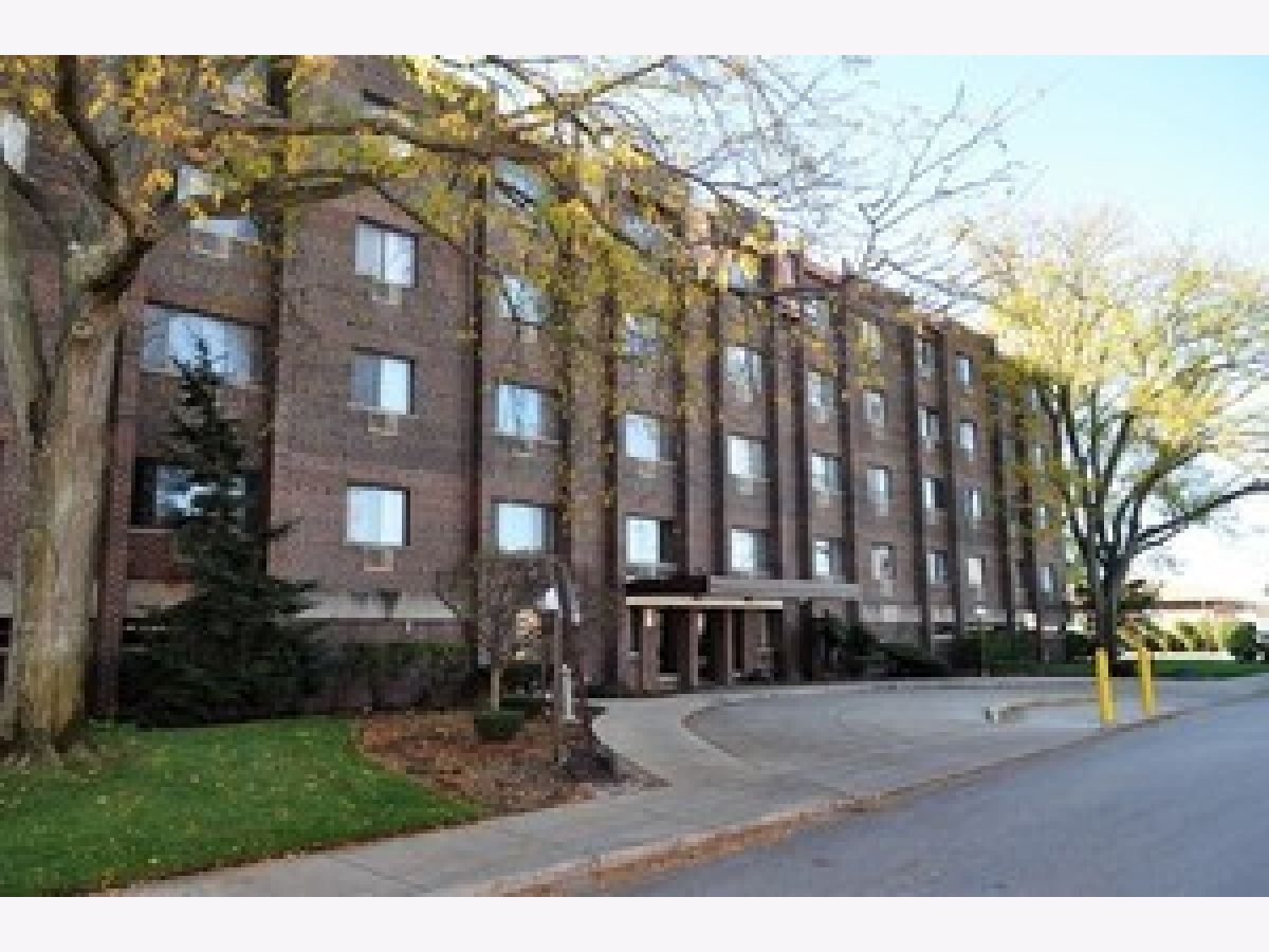 Condominiums Sold Pueblo Commons Chicago Illinois, 8455 Leland