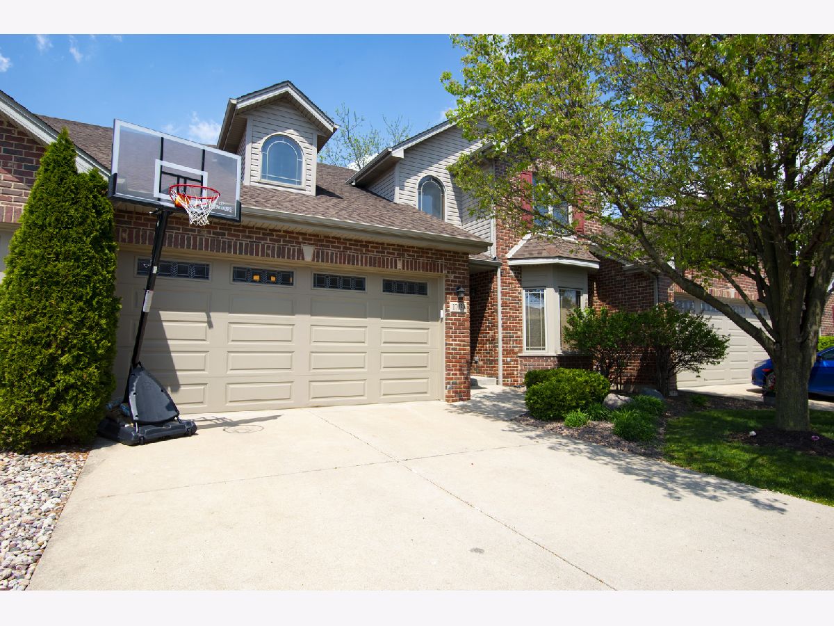 Townhomes Sold Lillie's Place Tinley Park Illinois, 17030 Marilyn