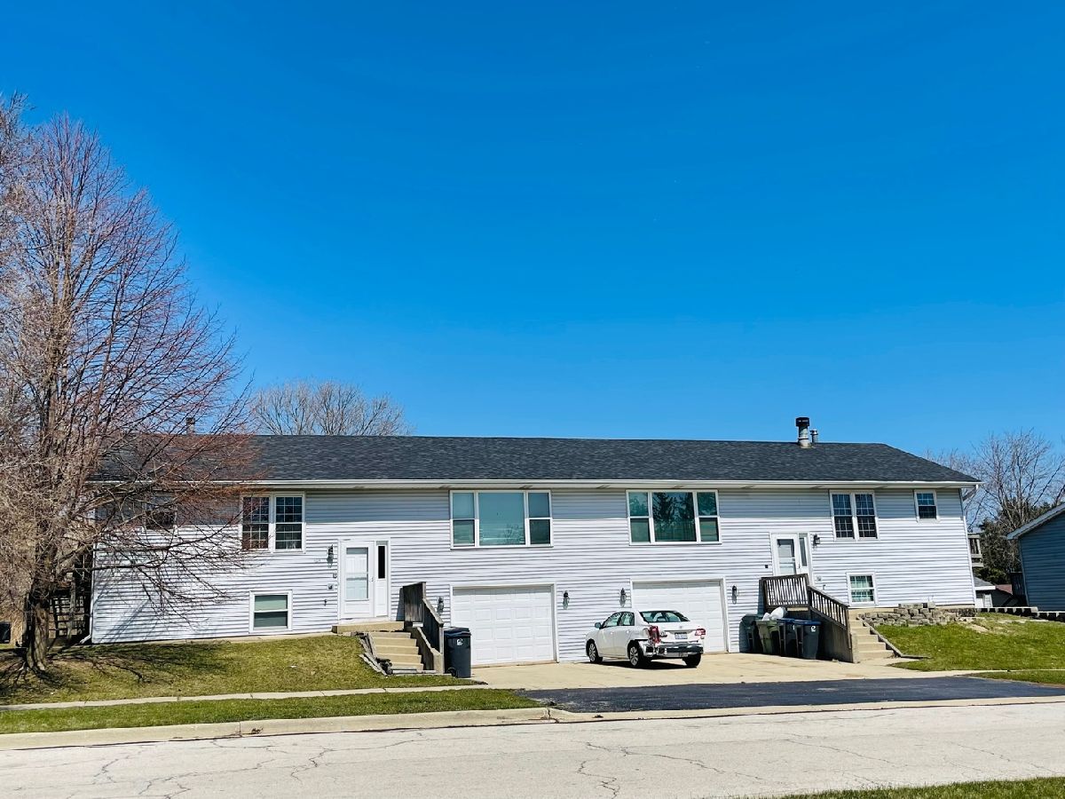 Homes & Condos & Townhomes Sold Lorelei Acres Zion Illinois, 4112 Douglas