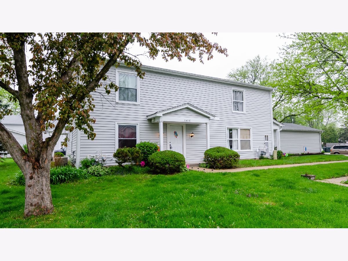 Townhomes & Condos Sold Ivy Glen Aurora Illinois, 1360 Glen