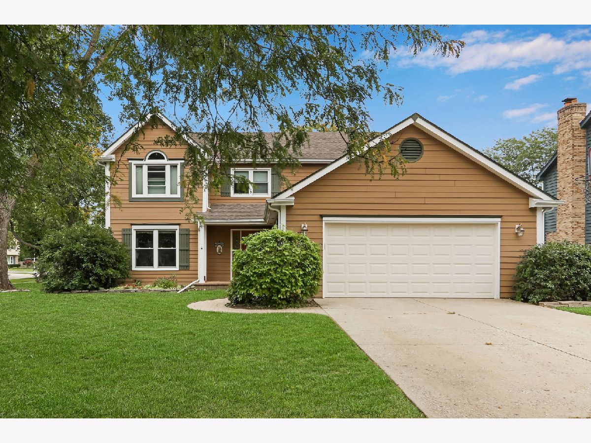 Homes Sold West Trail Grayslake Illinois, 475 West