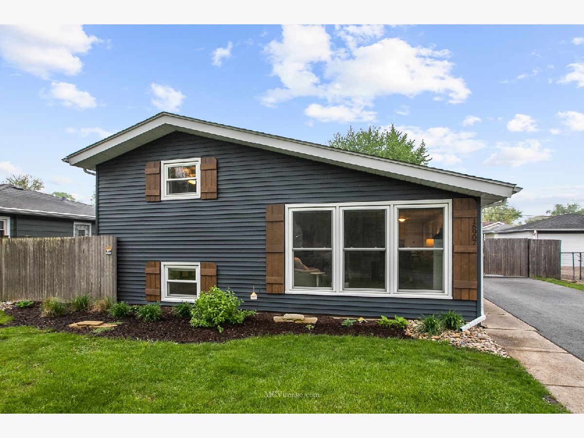 Homes Sold Parkside Tinley Park Illinois, 16907 Willow Lane