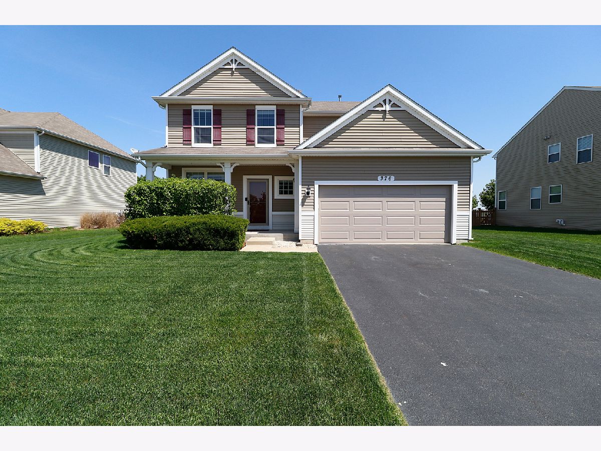 Bristol Bay Yorkville IL, Condos & Townhomes & Homes For Sale & For