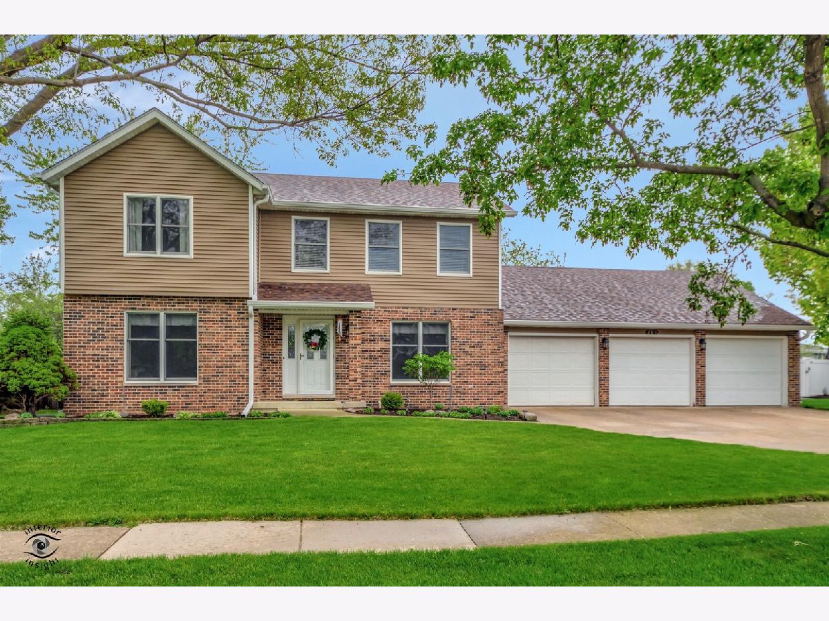 Homes & Condos & Townhomes Sold Aux Sable Minooka Illinois, 209 Deerhaven