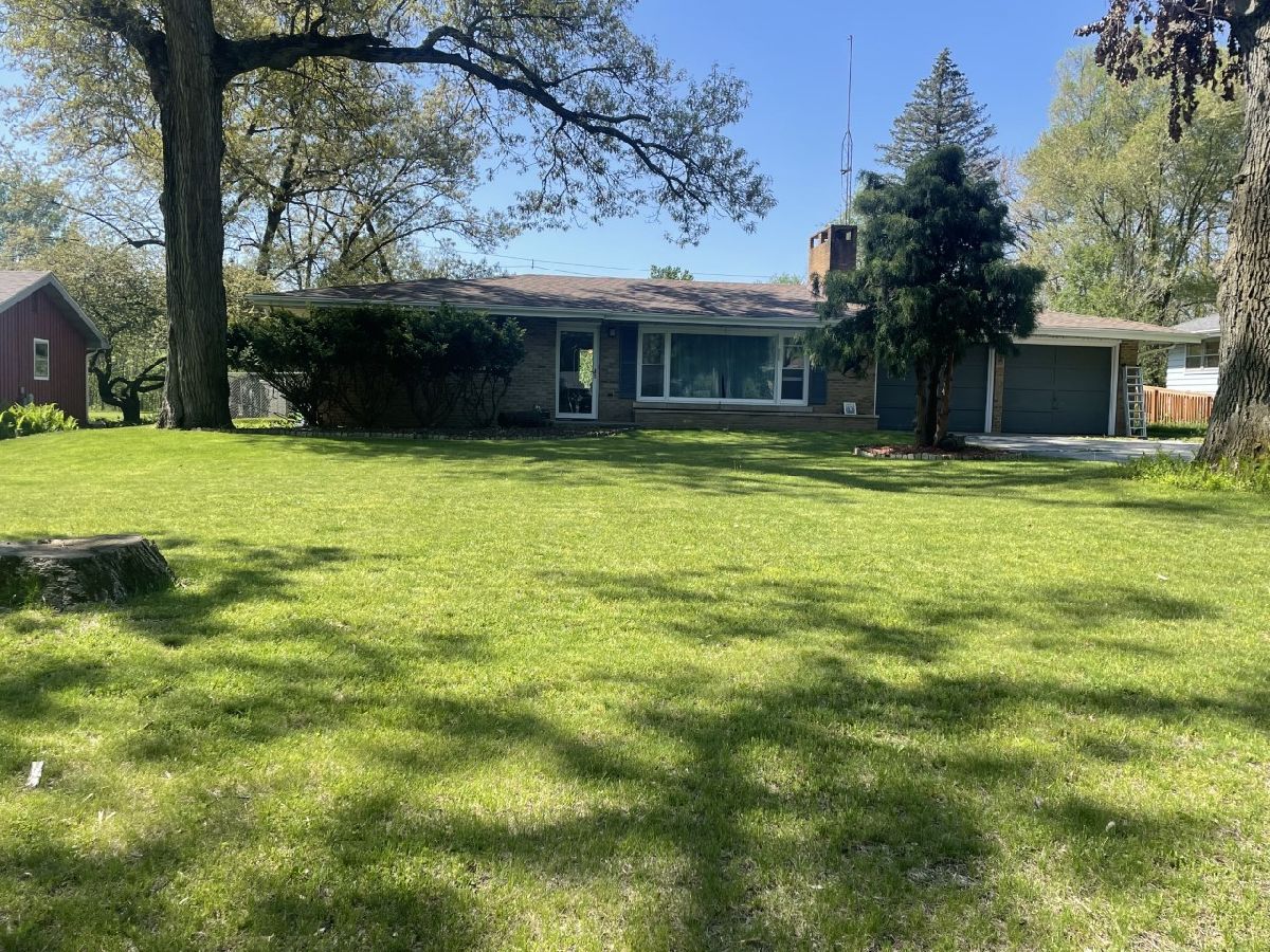 Homes Sold Royal Oaks Kankakee Illinois, 2626 Riverview