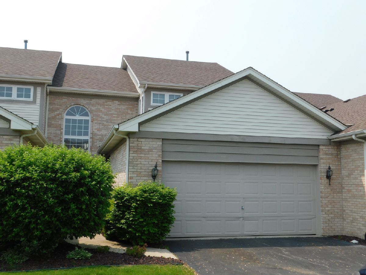Townhomes & Homes Sold Odyssey Country Club Tinley Park Illinois, 60 Odyssey