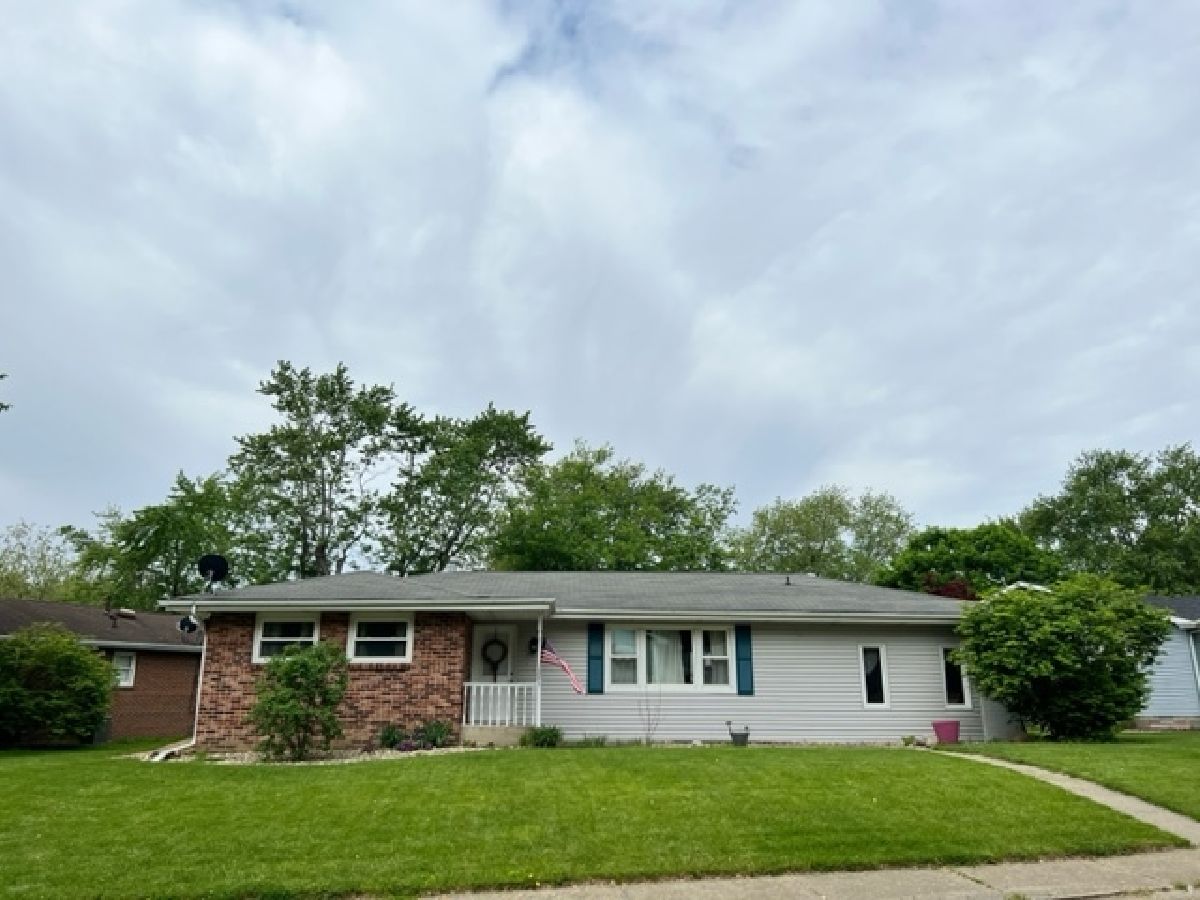 Homes & Condos & Townhomes Sold Hillcrest Clinton Illinois, 49 Park