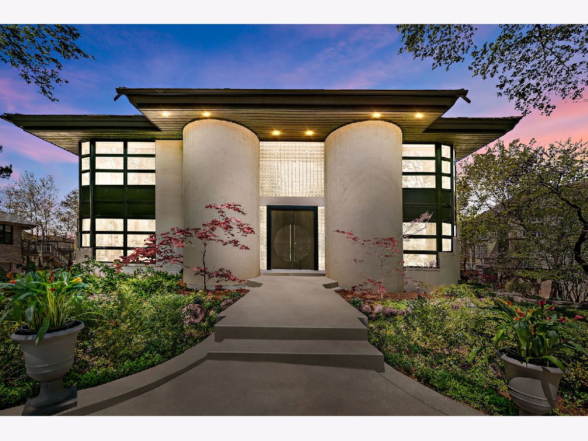 Homes Sold Trinity Lakes Oak Brook Illinois, 914 Saint Stephens Green