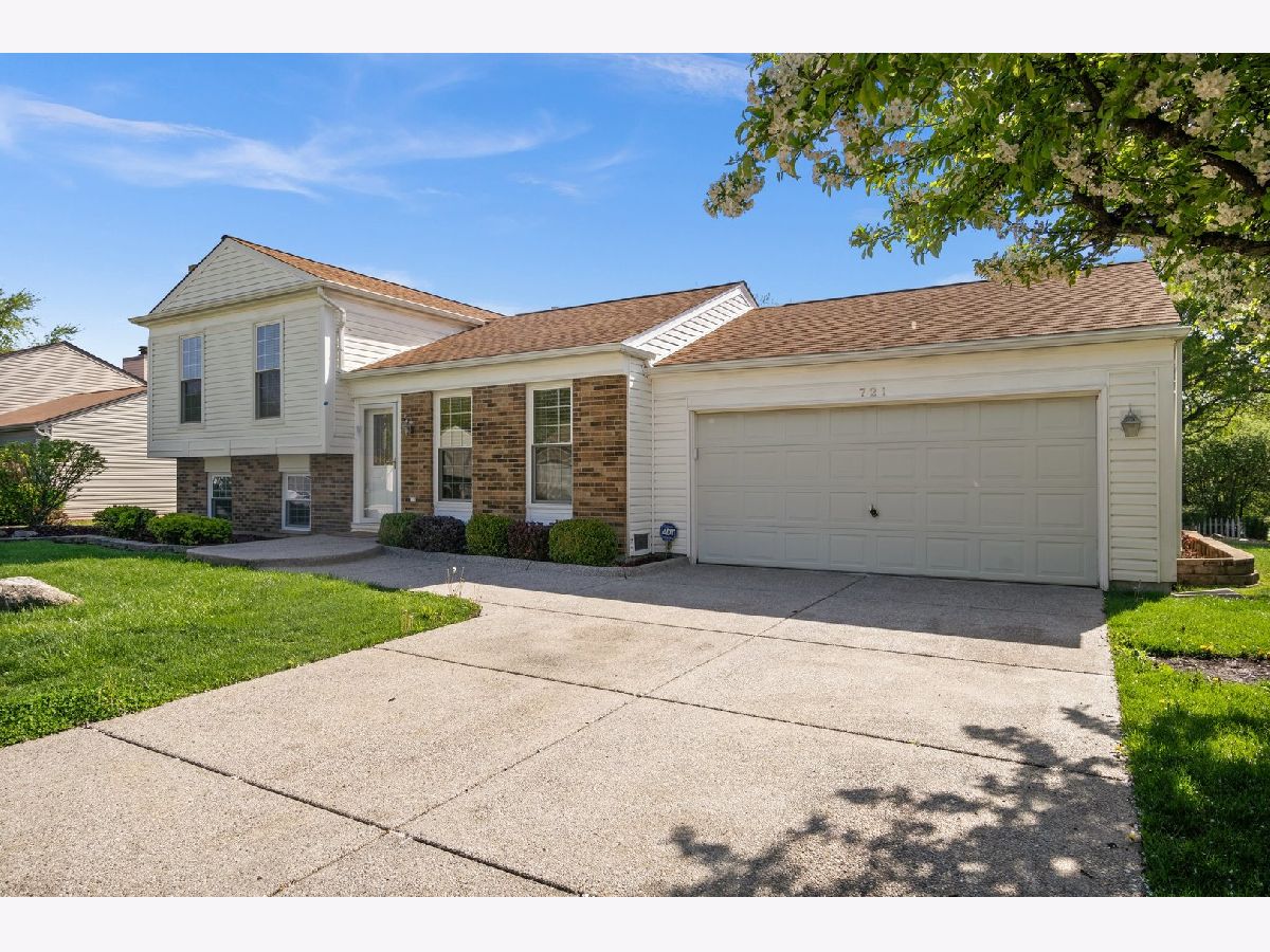 Homes Sold Fair Oaks Carol Stream Illinois, 721 Hemlock