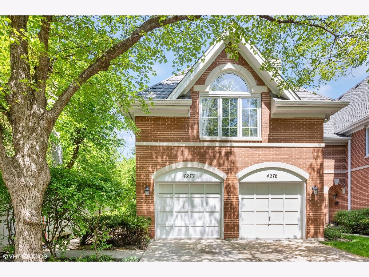 Townhomes & Condos & Homes Sold Sauganash Village Chicago Illinois, 4272 Harrington