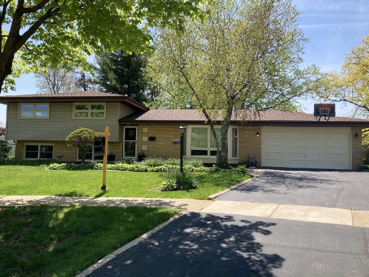 Homes Sold Orchard On The Hill Hickory Hills Illinois, 8701 Oakhill