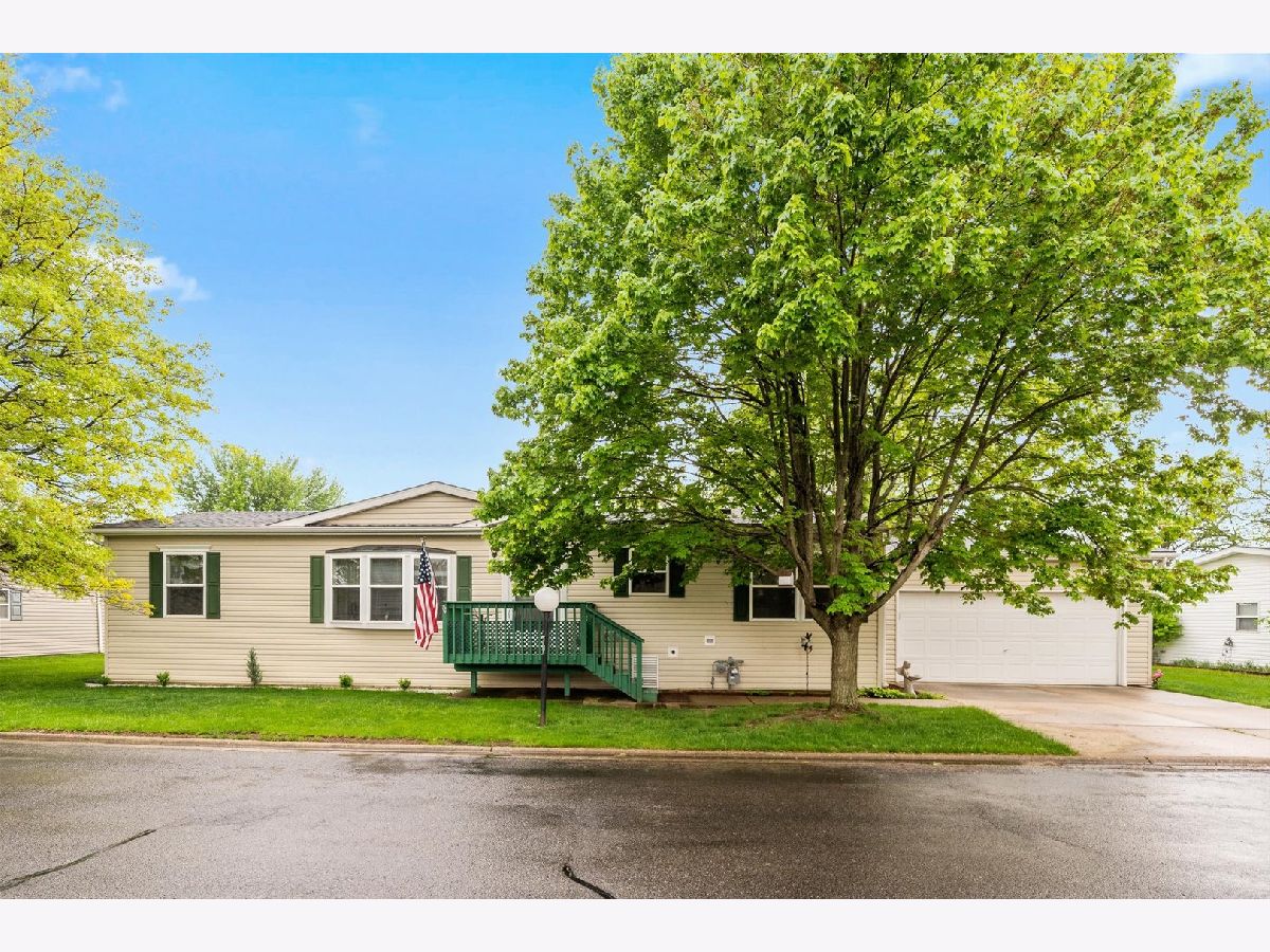 Subdivision Sold Wildwood South Sandwich Illinois, 321 Mallard