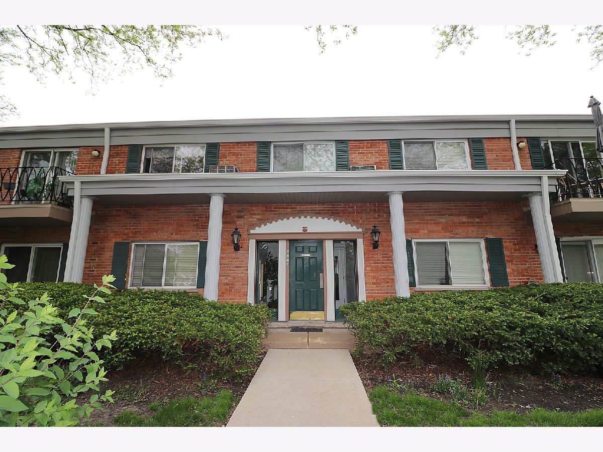 Condominiums & Homes Sold Brittany Place Arlington Heights Illinois, 2307 Goebbert
