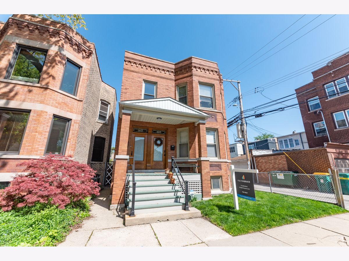 Homes & Condominiums Rented St Bens Chicago Illinois, 3615 Oakley