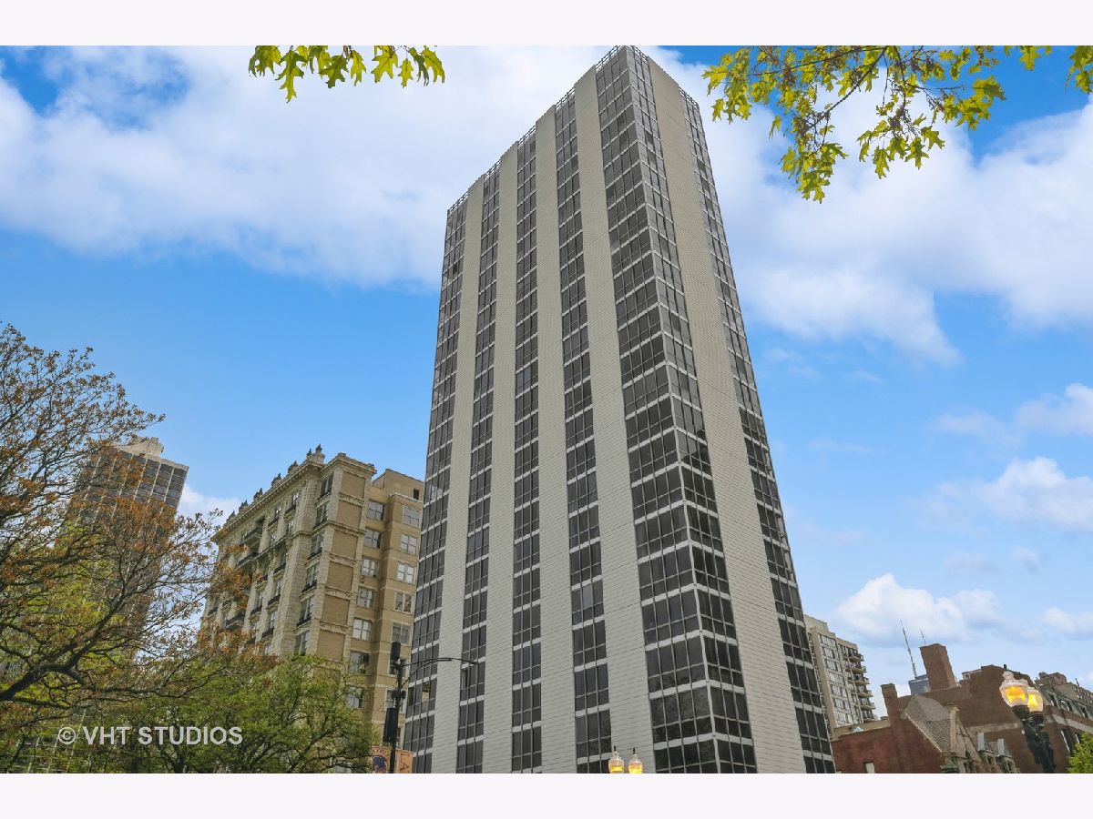 Condominiums Sold Constellation Chicago Illinois, 1555 Dearborn