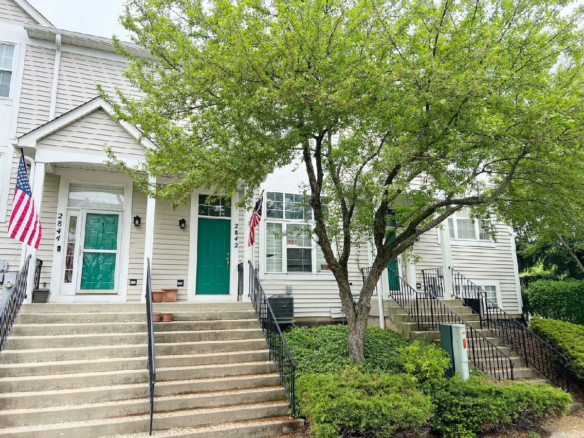 Townhomes Sold Prairie Village Aurora Illinois, 2842 Shelly