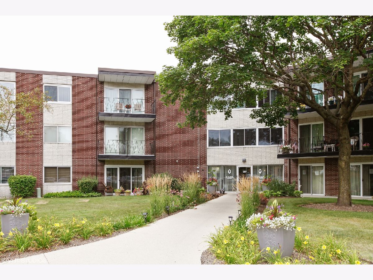 Condominiums Sold Cameo Downers Grove Illinois, 2800 Maple