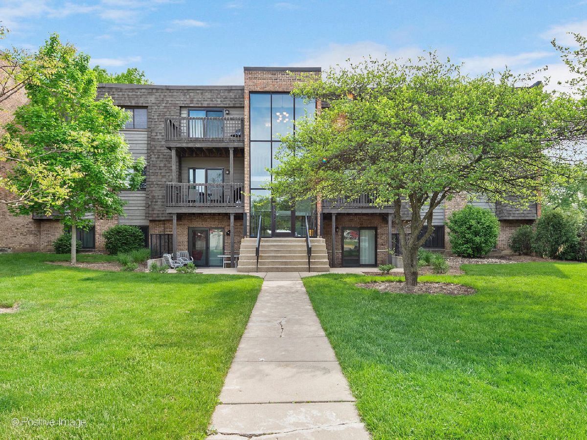 Condominiums Sold Drake Terrace Wheaton Illinois, 1426 Stonebridge
