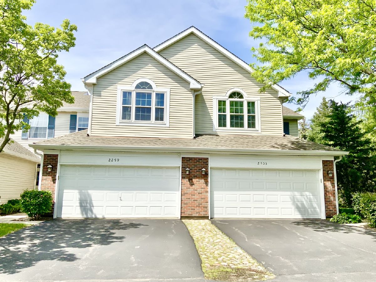 Townhomes & Condos Sold Blackberry Creek Hoffman Estates Illinois, 2299 Briar