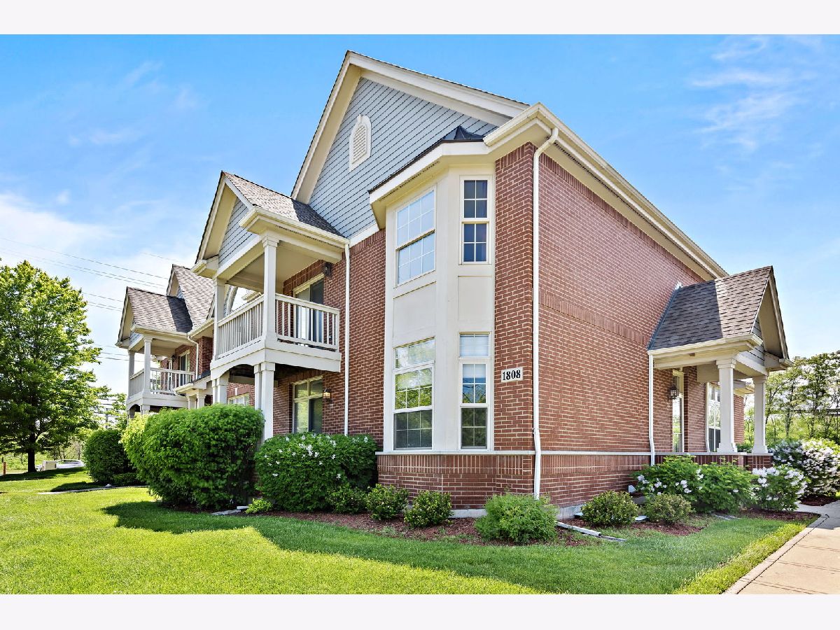 Townhomes Sold Timbers Glen Glenview Illinois, 1808 Potter