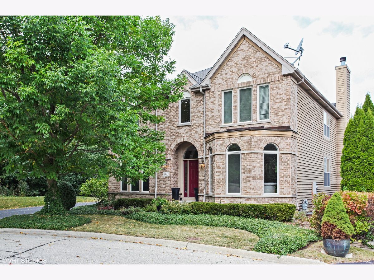 Homes & Townhomes & Condos Rented Fort Sheridan Highwood Illinois, 800 Deroo