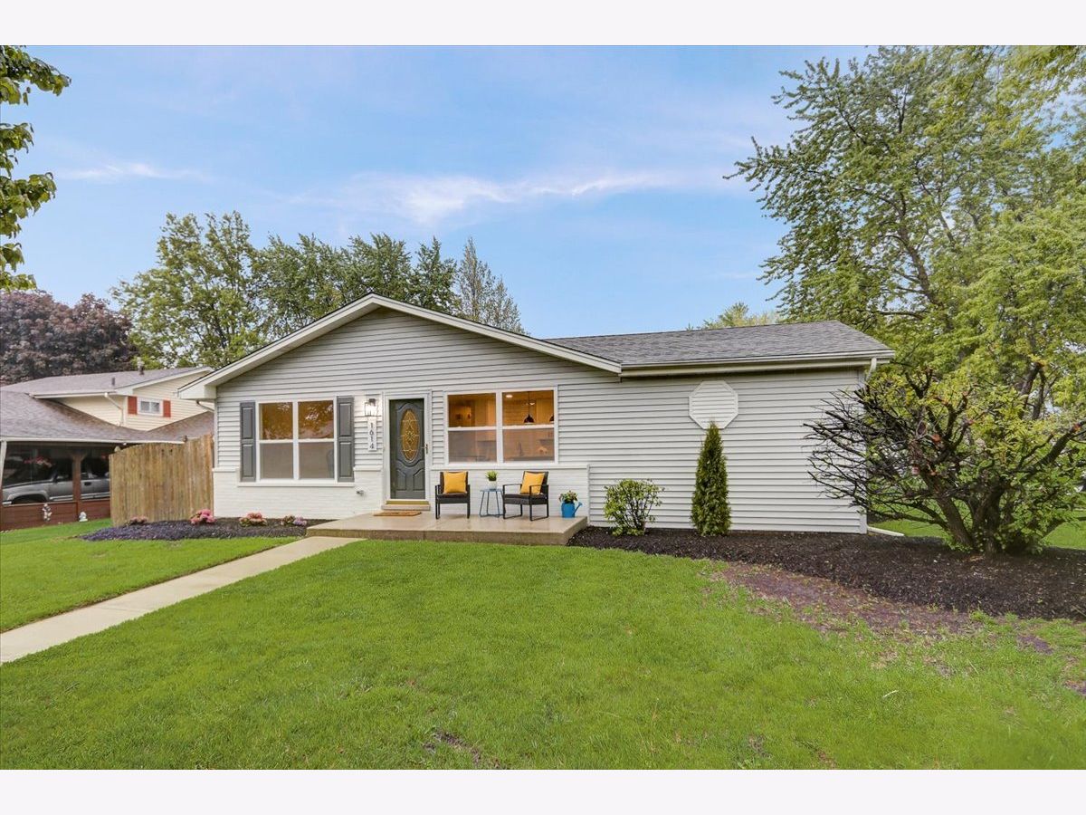 Homes Sold Country View New Lenox Illinois, 1614 Carlton