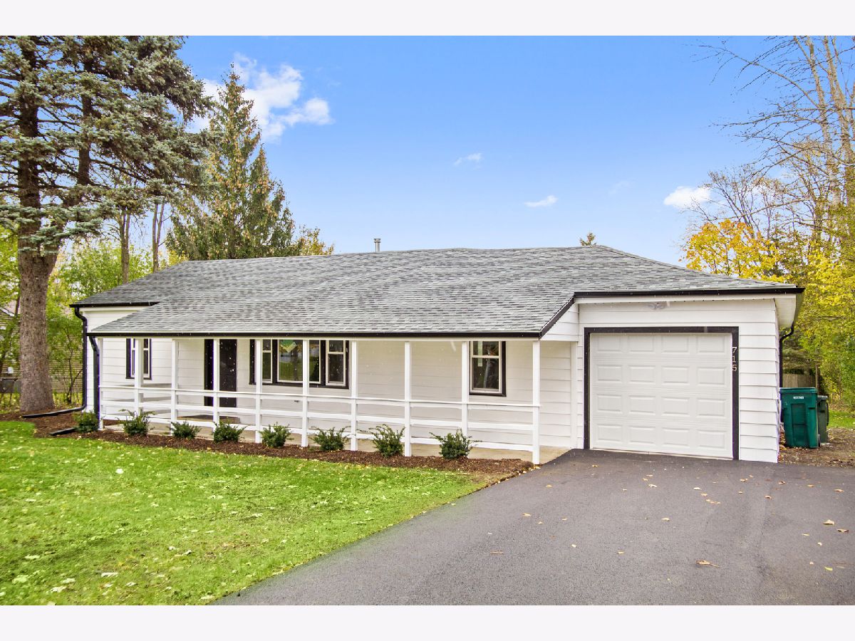 Homes Rented Manus North Shore Northbrook Illinois, 715 Anthony