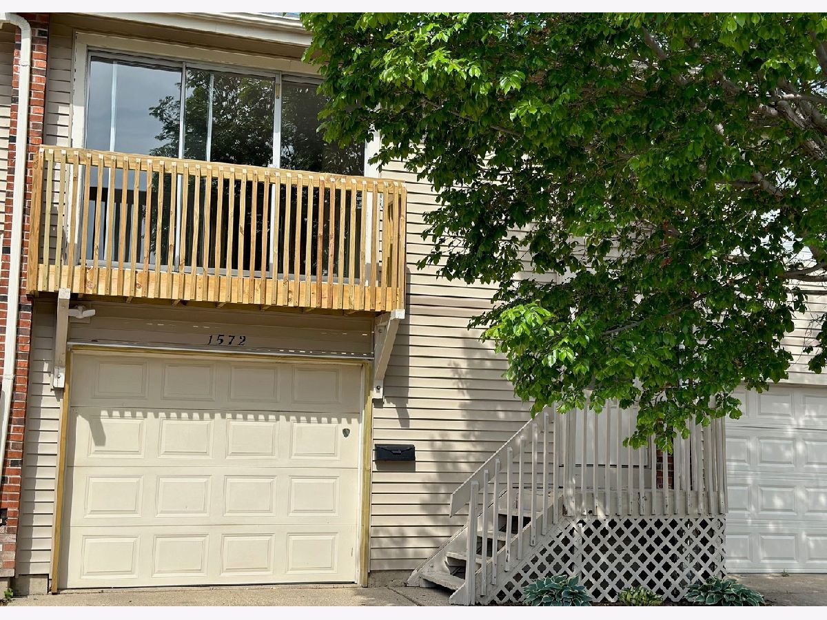 Homes & Townhomes & Condos Sold Fox Croft Aurora Illinois, 1572 Elder