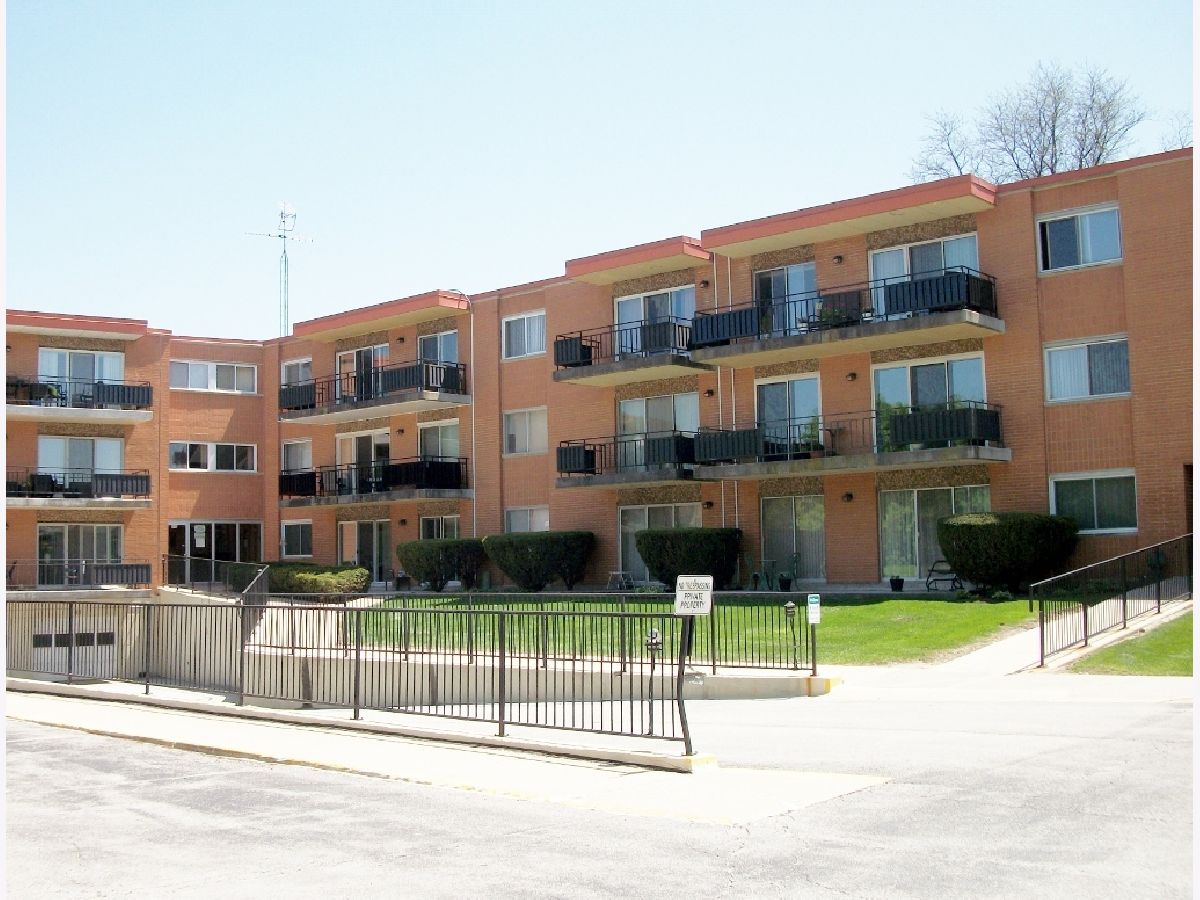 Condominiums Sold Cameo Homewood Illinois, 940 Holbrook
