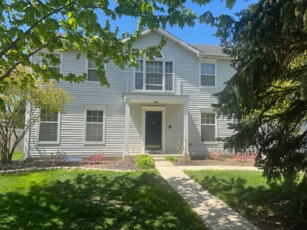 Homes Sold Pembroke Commons Naperville Illinois, 921 Stanton
