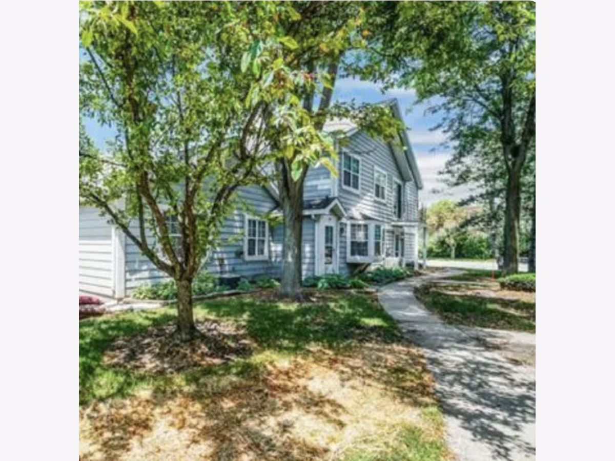Townhomes & Condos Rented Cornell Lakes Palatine Illinois, 620 Lake Shore