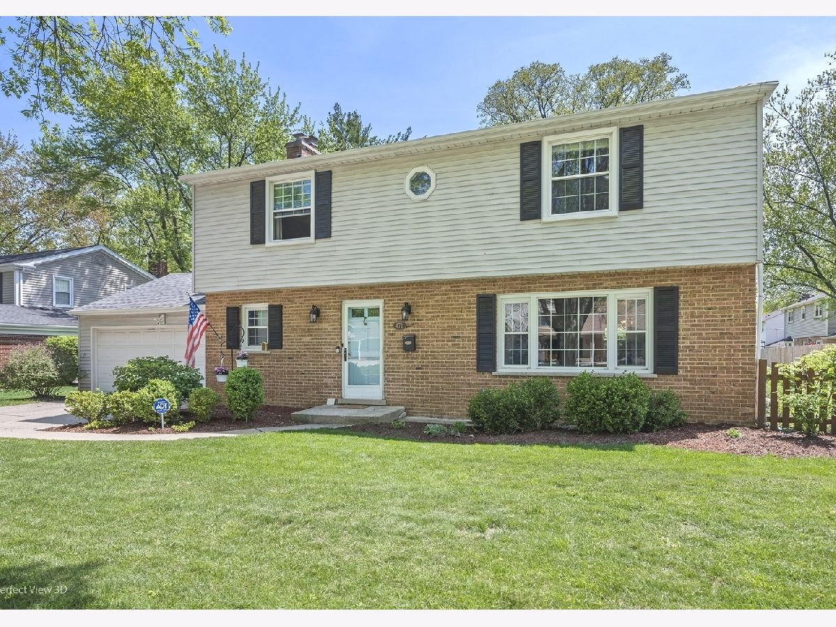 Homes Sold Reseda Palatine Illinois, 471 Mill Valley