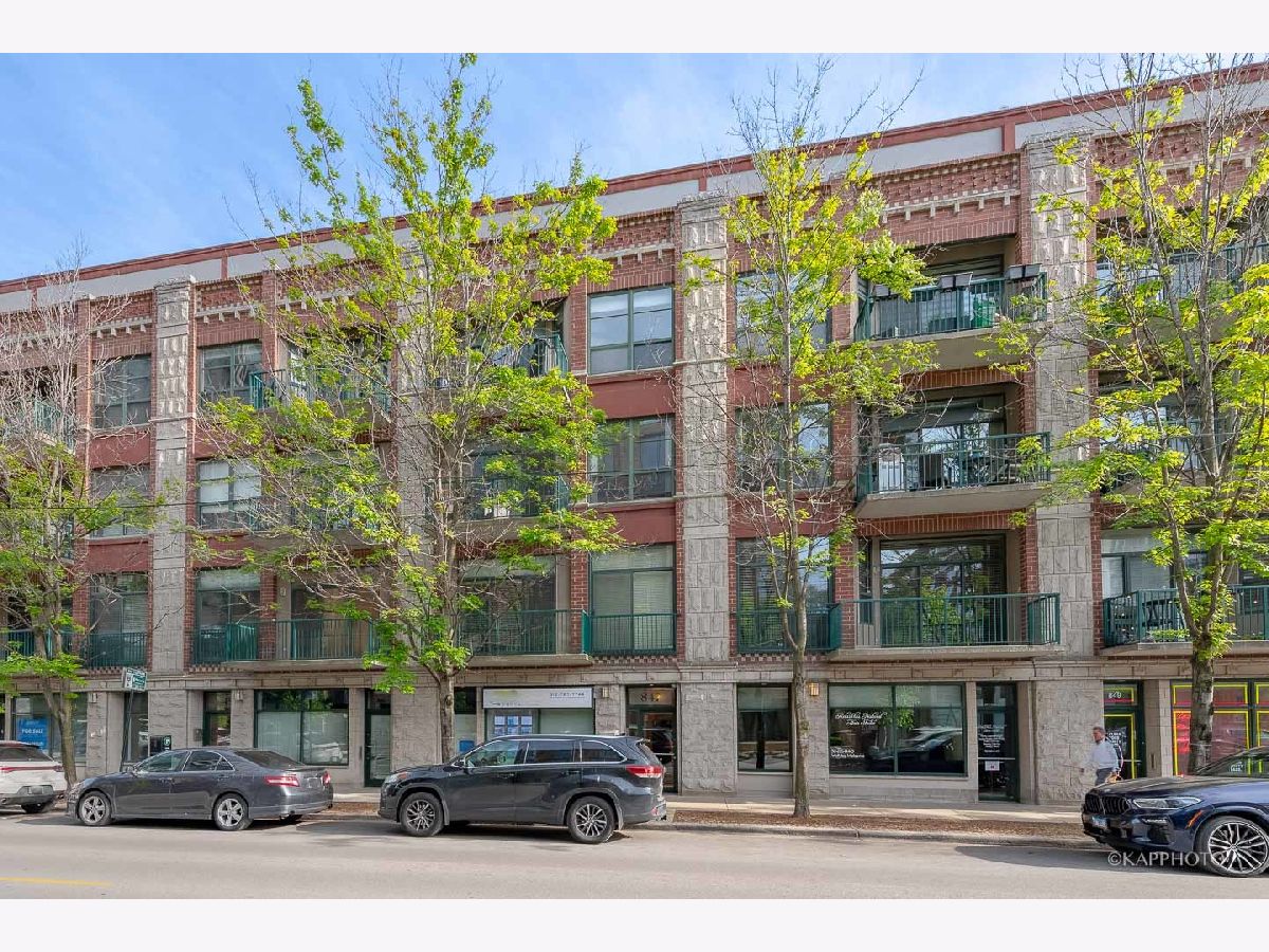 Condominiums Sold Monroe Manor Chicago Illinois, 847 Monroe