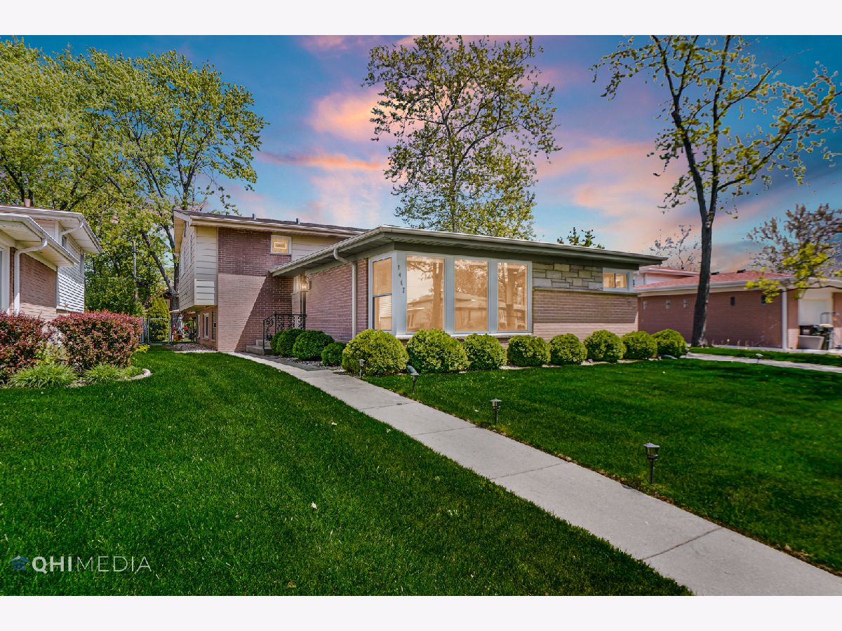 Homes Sold Mortonaire Morton Grove Illinois, 9447 Overhill