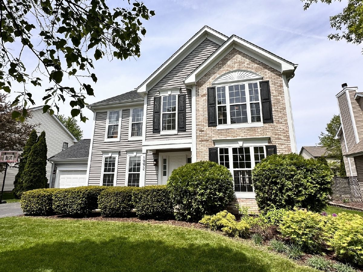 Homes Sold Four Pointes Aurora Illinois, 1992 Pointe