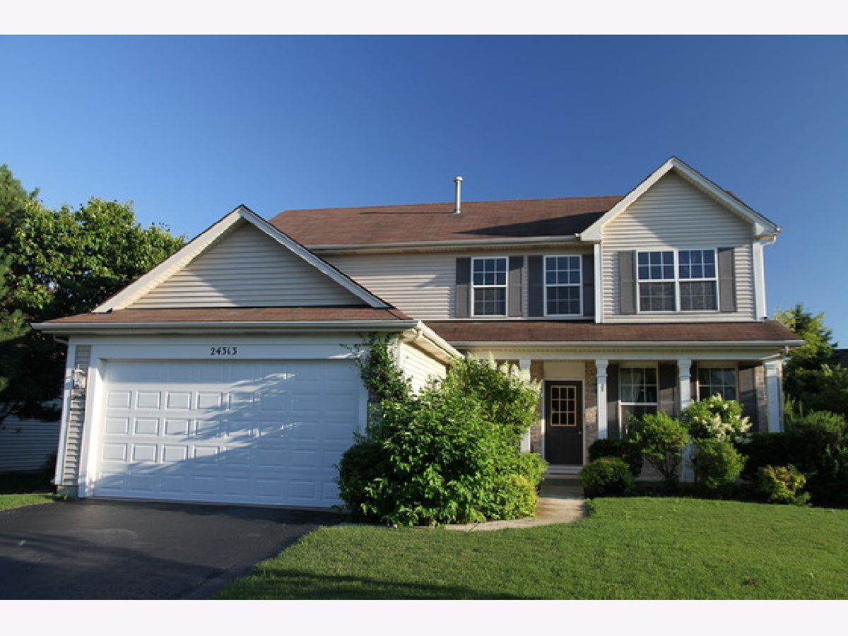 Homes & Townhomes & Condos Rented Heritage Meadows Plainfield Illinois, 24313 White Oak